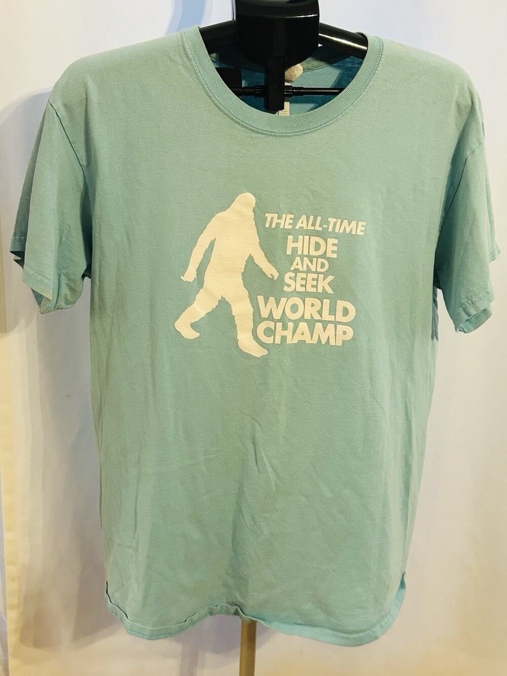 Baby Blue Big Foot T-Shirt Men's size L